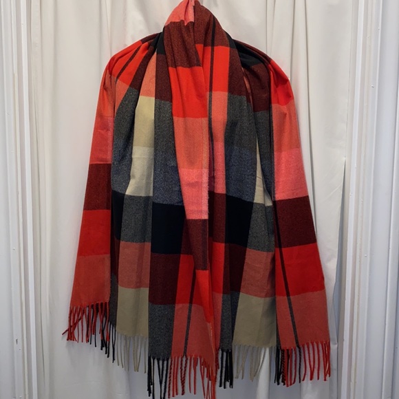 Weekend by Suzanne Betro Plaid Blanket Scarf/Shawl - Picture 2 of 5